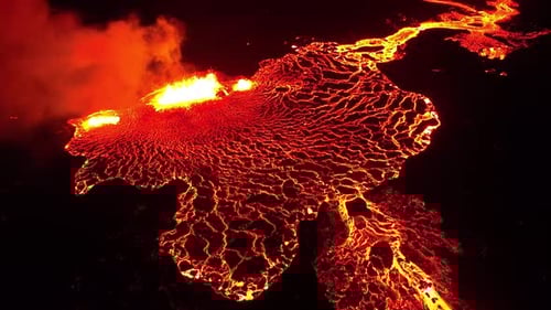Lavaströme vom Mount Fagradalsfjall, Abendaufnahme aus der Luft, Island