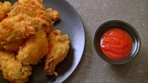 Delicious Fried Chicken Wings with Ketchup Dip