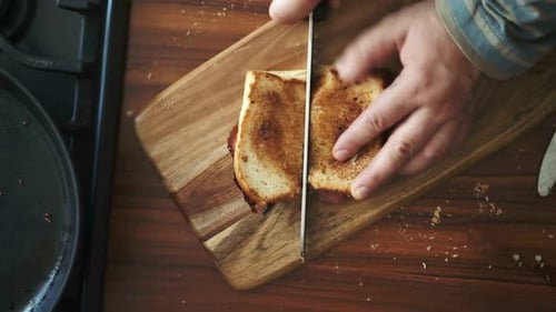 Making Sandwich
