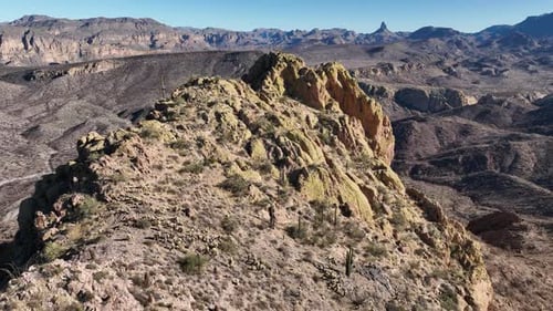 Vue aérienne d'un terrain montagneux, États-Unis.