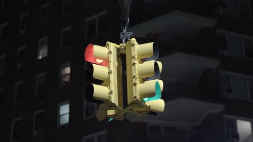 Yellow traffic lights in brooklyn close up speed up shot