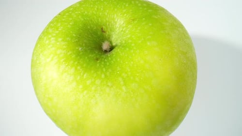 Beautiful and appetizing green apples.