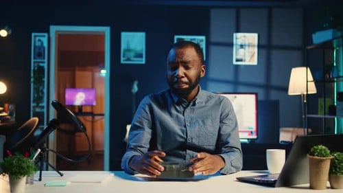 Internet Star Reviews V Mount Battery