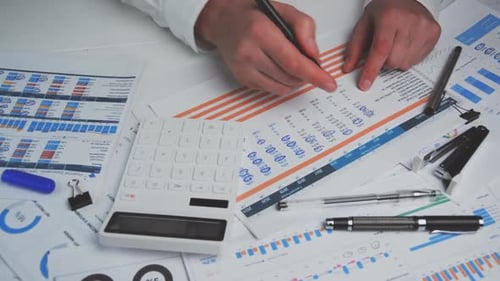 Close the Auditor Will Check the Financial Report