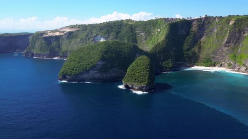 Kelingking Strand.