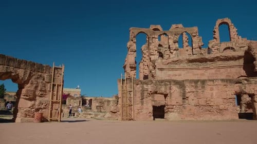 Ancien amphithéâtre inachevé dans la ville d'El Jem en Tunisie.