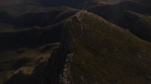Vue aérienne des montagnes de Bluff Knoll, Australie occidentale, Australie.
