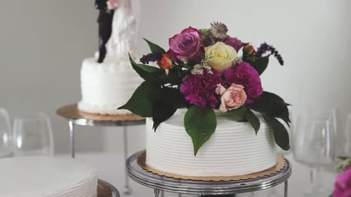 Beautiful Cakes Decorated with Flowers for Wedding Celebration