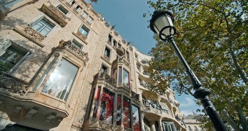 The Beautiful Architecture of Casa Battlo Barcelona