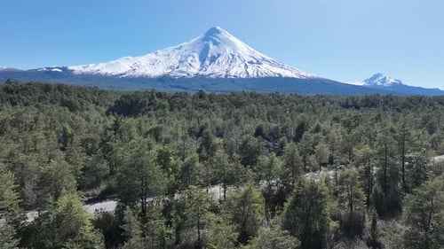 Volcan Osorno du lac Llanquihue à Los Lagos au Chili.