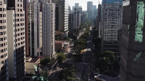 Vista aérea da avenida Berrini e dos edifícios, São Paulo, Brasil