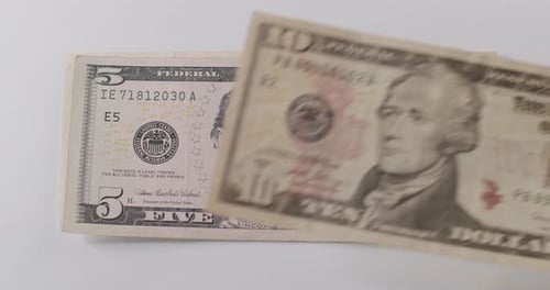 Dollar Cash : Stop Motion, Stop Motion, de 15102050, billets de 100 dollars américains