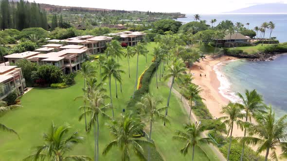 Luxury Exotic View Apartment Rentals With Textured Finishes photo