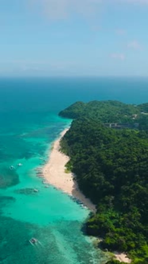 Praia de Puka Shell em Boracay, Filipinas
