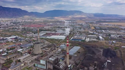 Vue aérienne de la centrale thermique de Sliven, Bulgarie