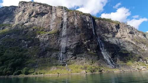 Geirangerfjord, Seven Sisters waterfall, Dei Sju Systrene in Norwegian, Knivsflå farm top right,