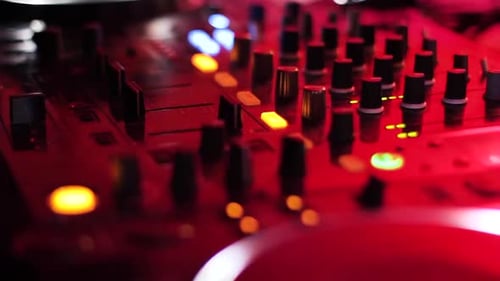 Advanced Sound System For Smooth Sound Wave Adjustment