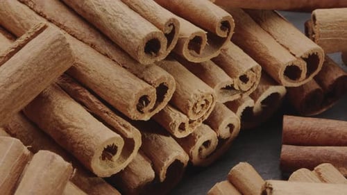 Camera moves slowly near the cinnamon sticks.