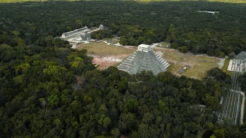 Aerial View Chichen Itza Main Plaza And Tourists