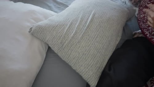 Pillow Care Tips for a Better Night Sleep