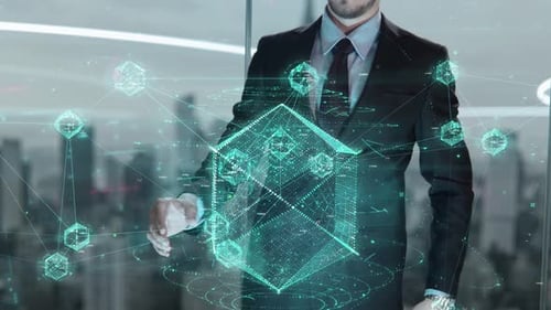 Homme d'affaires en approvisionnement stratégique travaillant avec la réalité virtuelle au bureau