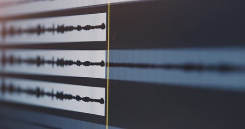 Uhd Sound System For Smooth Sound Wave Adjustment