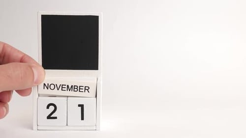Hand Changes Calendar Block to November 21st