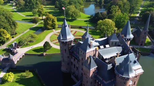 Top view of the largest castle in the Netherlands, De Haar.