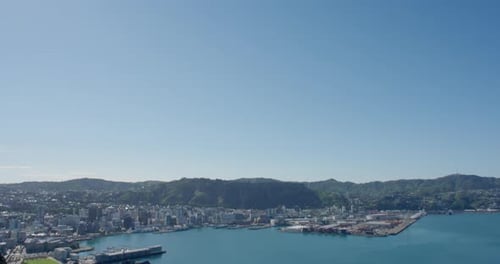 Wellington city harbour 3-Summertime in New Zelands capital city