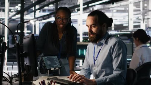 Teamworking System Administrators in Data Center Using AI Automation