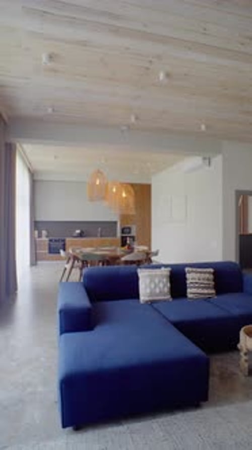 Salón modular Glide Over, techo de madera