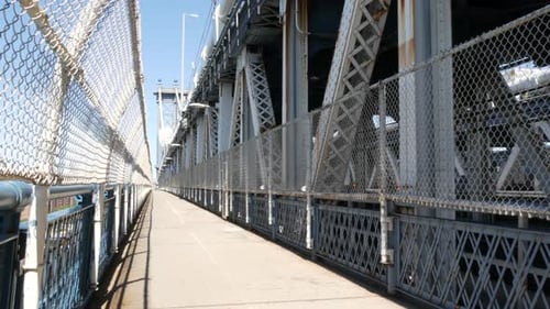 Cidade de Nova York, Ponte de Manhattan, Estados Unidos, Perspectiva do caminho para pedestres, destino de viagem nos EUA