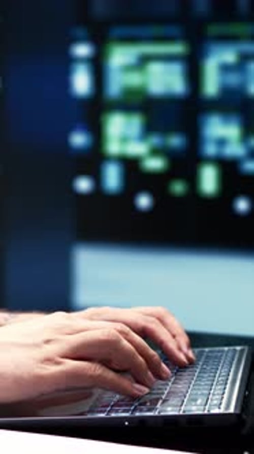 Vertical Video Data Center Equipment Diagnostic Tests