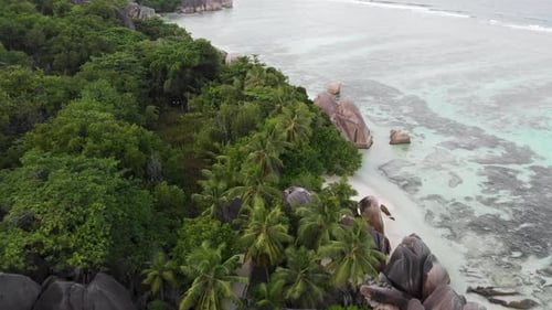 Aerial view of Anse Source d’Argent, La Digue, Seychelles.
