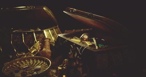 Golden Treasure Chests Opening Animation Reveal