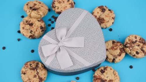 heart box and cookies