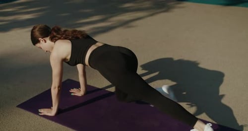 Leg Buttock Exercises Workout Outdoors Young Woman Doing Yoga in the Park