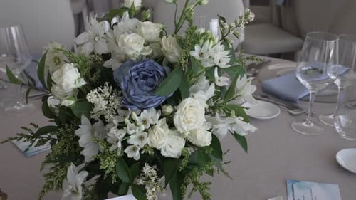 Elegant Wedding Table Centerpiece with White Roses
