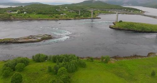 Saltstraumen Bridge between the islands of Knaplundsøya and Straumøya