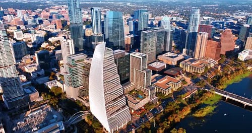 Amazing Sail Tower at the shore of the Colorado Building. Spectacular scenery of sunny Austin