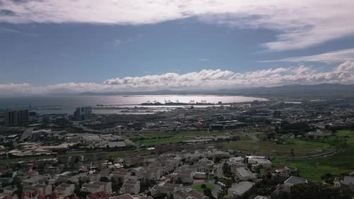 Drohnenaufnahme der Waterfront in Kapstadt, Südafrika