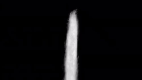 Vista lateral longa da cachoeira