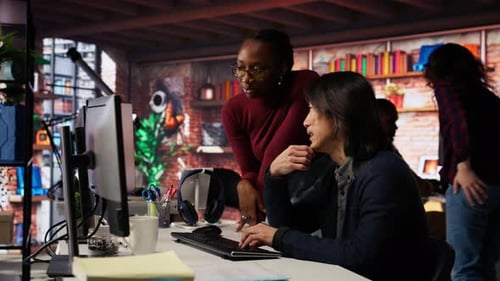 Employee Coming to AI Startup Office CTO Manager Desk to Request Help