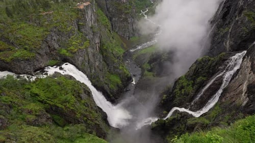 Voringsfossen Massiver Wasserfall in Norwegen Voringsfossen