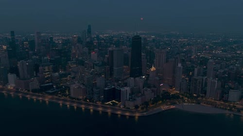 Full moon set over Chicago hyperlapse