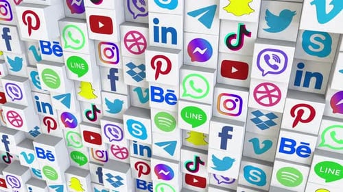 Animated Social Media Logos on Rotating 3D Cubes