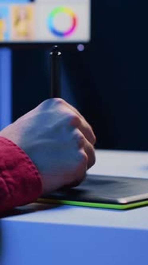 Photo Editor Using Drawing Tablet With Stylus