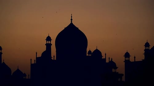 Vista calma do nascer do sol no Taj Mahal, Agra, Índia