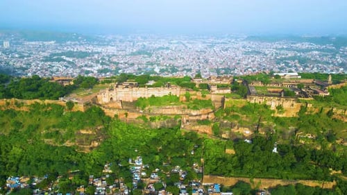 Vista aérea do Forte Gwalior Dji Mini 3pro