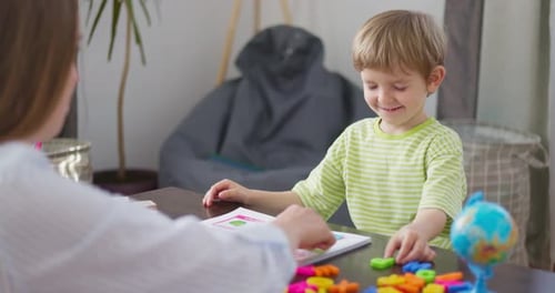 Child Learning Language with Educational Cards